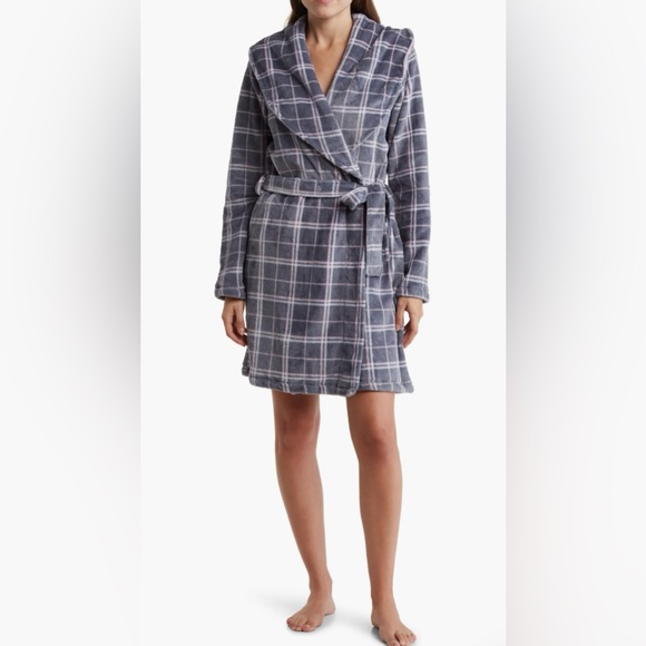 Robe Jacelyn